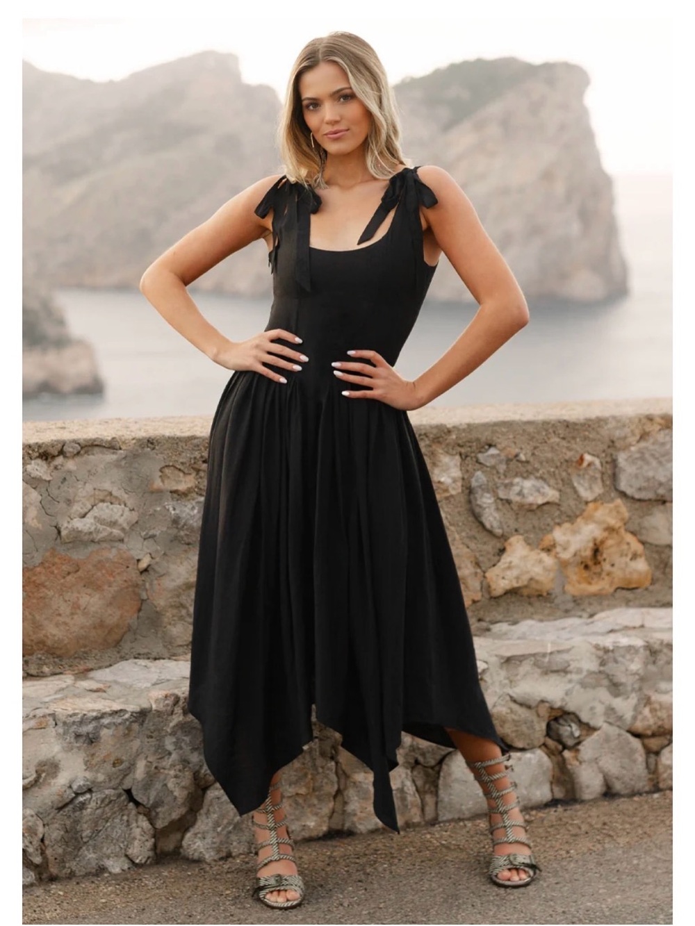 Romantic Joyfolie Black Tie-Shoulder Midi Dress XXS